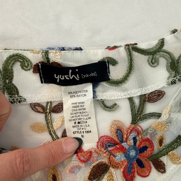Yushi Floral Embroidered Sheer Mesh Tunic Top White Red Green Colorful Boho M - Picture 4 of 8